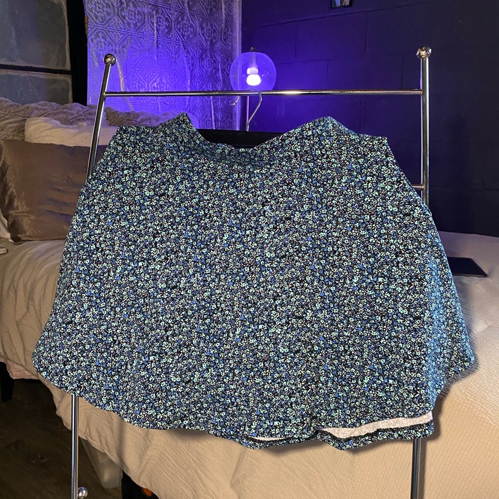 Floral patterned skirt